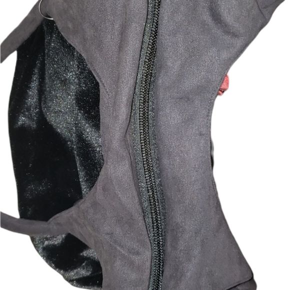 Black Velvet Concubine Shoulder Bag - Picture 9 of 12